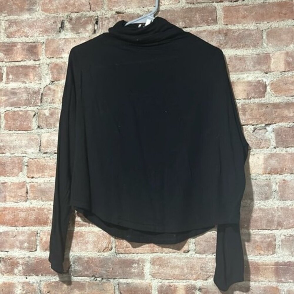 Habitual Women’s Black Long Sleeve Turtleneck Shirt Top Size Small